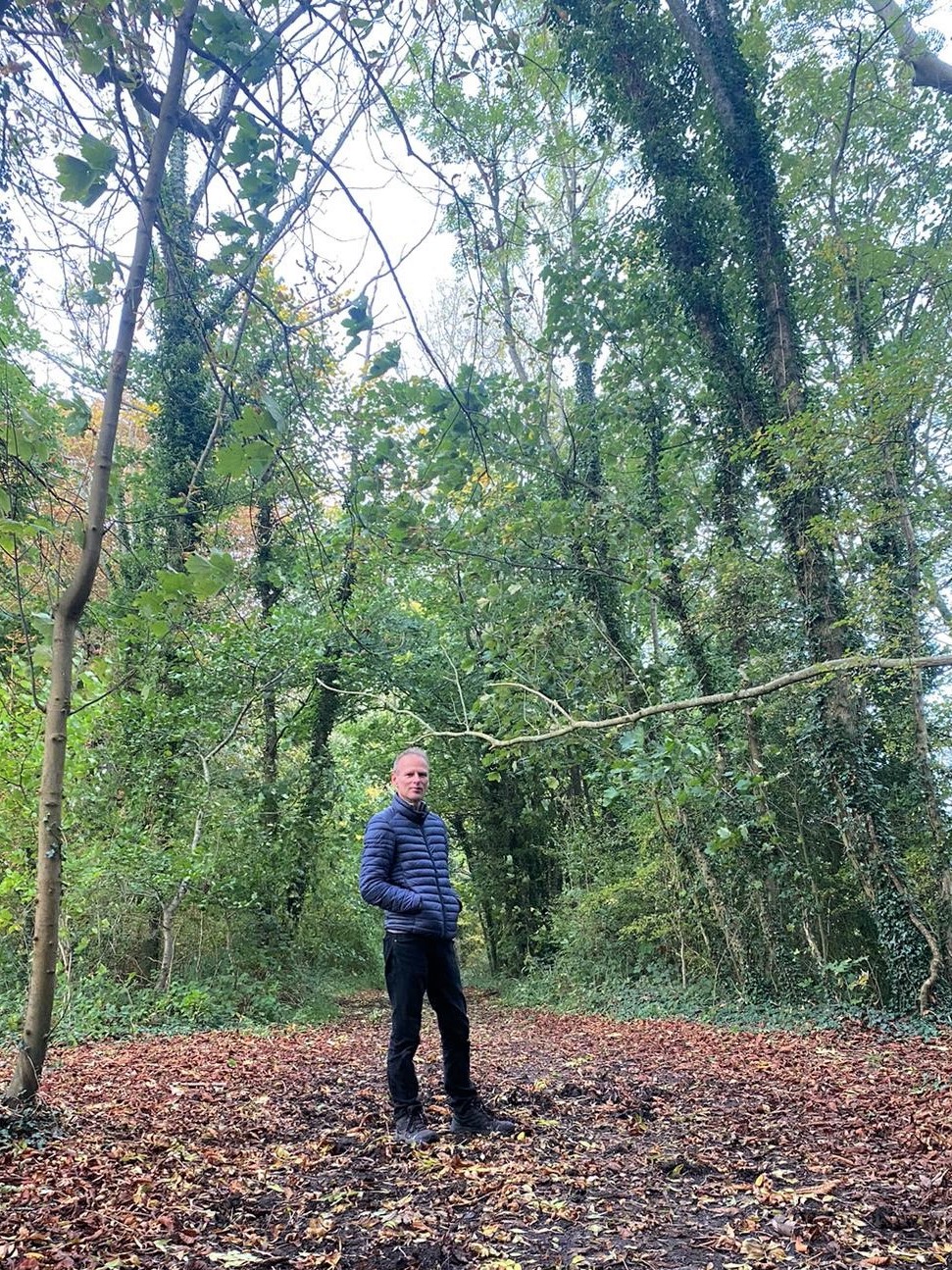 Mark-Reeves-in-Stanmer-Park-woods-forest-bathing